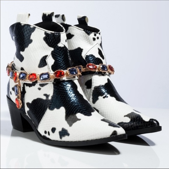 Limited Edition Gemstone Cowgirl Jewel Strap - Picture 8 of 8